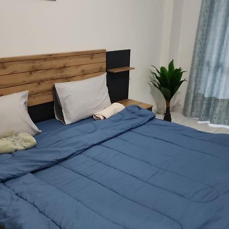 Sharing Motel Rooms อาบูดาบี ภายนอก รูปภาพ