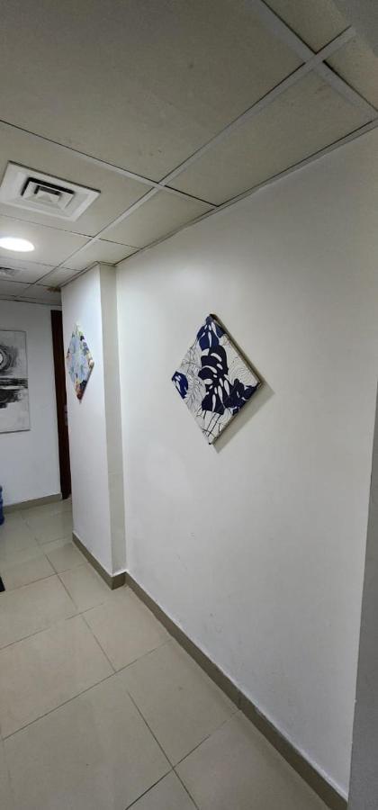Sharing Motel Rooms อาบูดาบี ภายนอก รูปภาพ