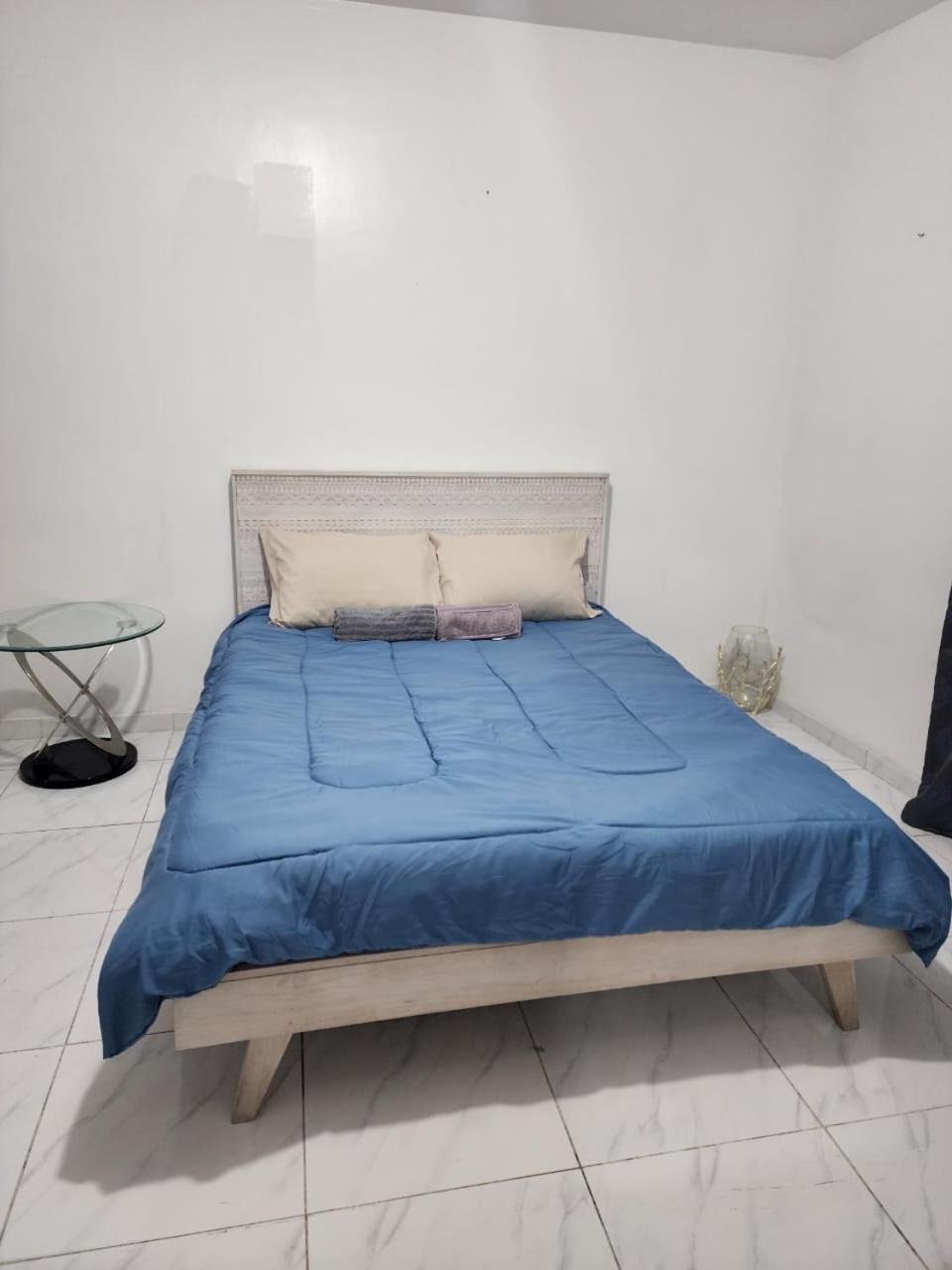 Sharing Motel Rooms อาบูดาบี ภายนอก รูปภาพ